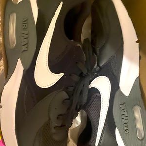 Brand new NIKE Air Max Excee